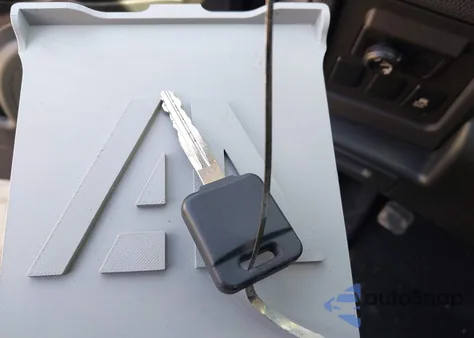 2015 Nissan Rogue Select S из США, поврежденный, VIN JN8AS5MTXFW672108